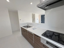 【神奈川県/鎌倉市腰越】鎌倉市腰越4丁目　新築戸建　2号棟/全3棟 キッチン