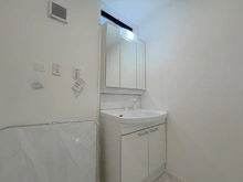 【神奈川県/鎌倉市腰越】鎌倉市腰越4丁目　新築戸建　2号棟/全3棟 洗面所