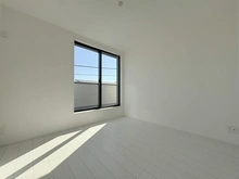 【神奈川県/鎌倉市腰越】鎌倉市腰越4丁目　新築戸建　2号棟/全3棟 洋室