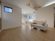 【神奈川県/藤沢市下土棚】藤沢市下土棚　新築戸建 リビング