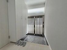 【神奈川県/鎌倉市稲村ガ崎】鎌倉市稲村ガ崎1丁目　中古戸建 玄関