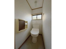 【神奈川県/横浜市港南区上大岡東】港南区上大岡東3丁目　中古戸建 トイレ：リフォーム前