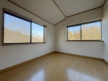 【神奈川県/横浜市港南区上大岡東】港南区上大岡東3丁目　中古戸建 洋室：リフォーム前