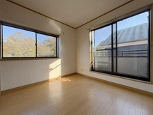 【神奈川県/横浜市港南区上大岡東】港南区上大岡東3丁目　中古戸建 洋室：リフォーム前