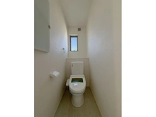 【神奈川県/平塚市平塚】平塚市平塚2丁目2期　新築戸建 トイレ