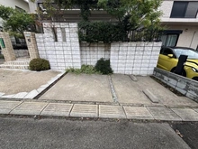 【神奈川県/横浜市港南区港南台】港南区港南台1丁目　中古戸建 駐車場