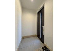 【神奈川県/藤沢市高倉】藤沢市高倉　新築戸建　1号棟/全2棟 玄関