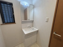 【神奈川県/横浜市栄区本郷台】栄区本郷台3丁目　中古戸建 洗面所