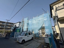 【神奈川県/横浜市港南区上永谷】港南区上永谷3丁目　新築戸建　1号棟 建築中の外観：1号棟/全1棟