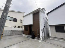 【神奈川県/茅ヶ崎市浜須賀】 茅ヶ崎市浜須賀　新築戸建　No.3/(全4棟) 外観：No.3/全4棟（写真中央）