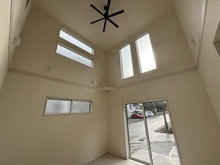 【神奈川県/茅ヶ崎市浜須賀】茅ヶ崎市浜須賀 新築戸建 2号棟(全2棟) 吹き抜け天井