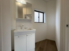 【神奈川県/横浜市泉区中田南】泉区中田南5丁目　中古戸建 洗面化粧台