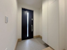 【神奈川県/横浜市泉区和泉中央北】泉区和泉中央北3丁目　新築戸建　1号棟/全3棟 玄関