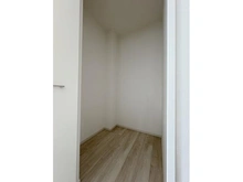 【神奈川県/横浜市泉区和泉中央北】泉区和泉中央北3丁目　新築戸建　2号棟/全3棟 収納