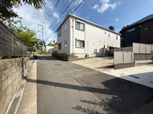 【神奈川県/横浜市栄区飯島町】栄区飯島町　新築戸建　全1棟 前面道路