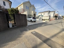 【神奈川県/藤沢市鵠沼海岸】藤沢市鵠沼海岸7丁目　新築戸建　1号棟/全3棟 前面道路