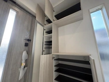 【神奈川県/藤沢市鵠沼海岸】藤沢市鵠沼海岸7丁目　新築戸建　2号棟/全3棟 収納：下足入