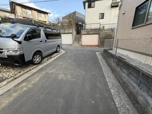 【神奈川県/横浜市磯子区森が丘】磯子区森が丘二丁目　新築戸建　1号棟/全3棟 前面道路