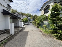 【神奈川県/横浜市栄区上郷町】栄区上郷町　中古戸建 前面道路