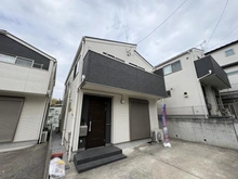 【神奈川県/横浜市栄区小菅ケ谷】栄区小菅ヶ谷3丁目　中古戸建 外観：中央