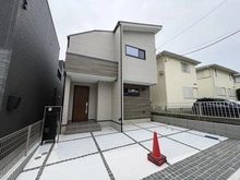 【神奈川県/横浜市磯子区洋光台】磯子区洋光台2丁目　新築戸建　1号棟/全2棟 外観：中央　1号棟/全2棟