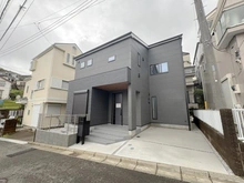 【神奈川県/横浜市戸塚区平戸】戸塚区平戸1丁目　新築戸建　全1棟 外観