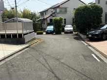 【神奈川県/横浜市港南区日野】港南区日野9丁目　中古戸建 前面道路