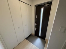 【神奈川県/藤沢市城南】藤沢市城南第6（I期）新築分譲住宅全7棟2号棟 玄関