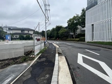 【神奈川県/藤沢市円行】藤沢市円行　新築戸建2号棟(全3棟) 前面道路：北側から撮影