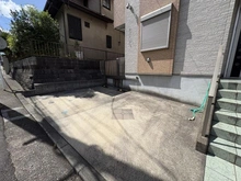 【神奈川県/横浜市港南区丸山台】港南区丸山台3丁目　中古戸建 駐車場