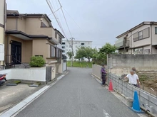 【神奈川県/横浜市港南区日野中央】横浜市港南区日野中央3丁目　新築戸建　1号棟/全2棟 前面道路