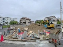 【神奈川県/横浜市港南区日野中央】横浜市港南区日野中央3丁目　新築戸建　2号棟/全2棟 建築中の外観：2号棟/全2棟