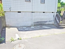 【神奈川県/横浜市栄区笠間】栄区笠間5丁目　中古戸建（旭化成ヘーベルハウス） 駐車場