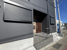 【神奈川県/茅ヶ崎市出口町】茅ヶ崎市出口町　新築戸建1期　2号棟/全2棟 アプローチ
