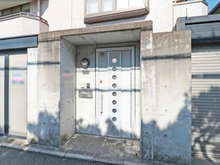 【神奈川県/鎌倉市由比ガ浜】鎌倉市由比ガ浜　中古戸建 アプローチ
