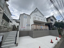 【神奈川県/横浜市戸塚区下倉田町】戸塚区下倉田町　新築戸建て 外観