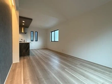 【神奈川県/横浜市栄区笠間】横浜市栄区笠間4丁目　新築戸建　4号棟(全6棟) リビング