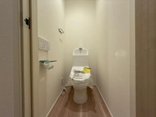 【神奈川県/横浜市栄区笠間】横浜市栄区笠間4丁目　新築戸建　4号棟(全6棟) トイレ