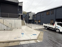 【神奈川県/横浜市栄区笠間】横浜市栄区笠間4丁目　新築戸建　4号棟(全6棟) アプローチ