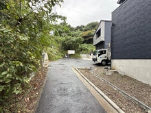 【神奈川県/横浜市栄区笠間】横浜市栄区笠間4丁目　新築戸建　5号棟(全6棟) 前面道路