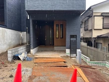 【神奈川県/横浜市栄区笠間】横浜市栄区笠間4丁目　新築戸建　6号棟(全6棟) アプローチ