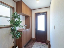 【神奈川県/藤沢市西富】藤沢市西富2丁目　中古戸建 玄関