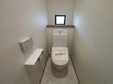 【神奈川県/横浜市栄区上郷町】栄区上郷町　新築戸建　C号棟/全5棟 トイレ