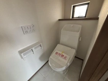 【神奈川県/横浜市栄区上郷町】栄区上郷町　新築戸建　D号棟/全5棟 トイレ