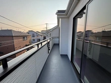 【神奈川県/横浜市栄区上郷町】栄区上郷町　新築戸建　E号棟/全5棟 バルコニー