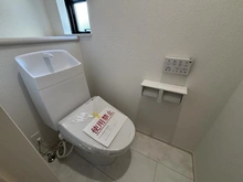 【神奈川県/横浜市栄区上郷町】栄区上郷町　新築戸建　E号棟/全5棟 トイレ
