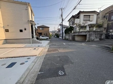 【神奈川県/横浜市栄区上郷町】栄区上郷町　新築戸建　E号棟/全5棟 前面道路