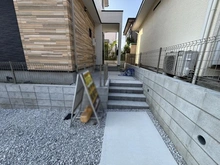 【神奈川県/横浜市栄区亀井町】栄区亀井町　新築戸建1期　全1棟 アプローチ
