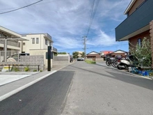 【神奈川県/藤沢市本鵠沼】CharmeRoger本鵠沼4丁目　　B号棟　/　全2棟 前面道路