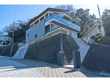 【神奈川県/三浦郡葉山町堀内】葉山町堀内　中古一戸建 外観